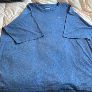 Columbia brand 4X Omni wick men’s T-shirt!